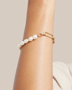 Gisel B Celebrate 24K Gold Plated Pearl Detail Chain Bracelet
