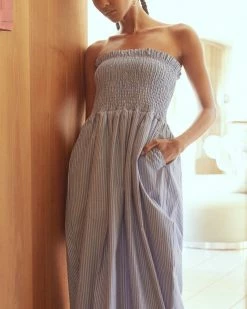 Fashion Apparels Domi Smocked Strapless Maxi Dress Vacation