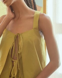 Fashion Apparels Vacation Tiwa Tie Front Tank