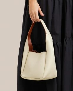 Looks Like Summer Beijing Shoulder Bag