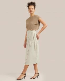 Hwa Fong Company Clothing Dawn Sleeveless Sweater Shell