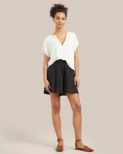 UBASE INTERNATIONAL, INC. Demi V-Neck Short-Sleeve Tee Lounge