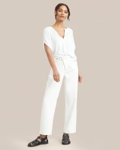 UBASE INTERNATIONAL, INC. Demi V-Neck Short-Sleeve Tee Lounge