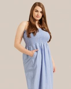 Fashion Apparels Domi Smocked Strapless Maxi Dress Vacation
