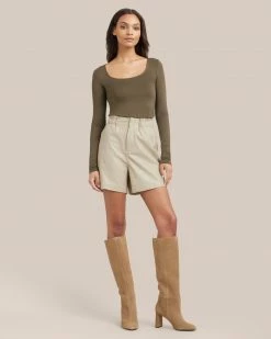 Hua Jia Kipp Paperbag Vegan Leather Short Clothing