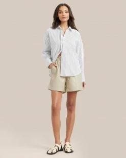 Hua Jia Kipp Paperbag Vegan Leather Short Clothing