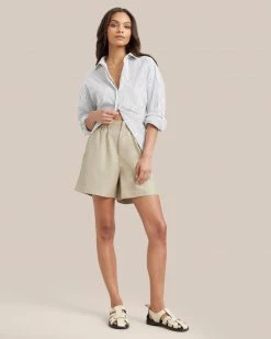 Hua Jia Kipp Paperbag Vegan Leather Short Clothing