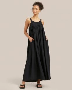 GRADE AND GATHER Clothing Matilda Sleeveless Smocked Maxi Dress