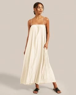 Hua Jia Vacation Solange Crinkled Maxi Dress