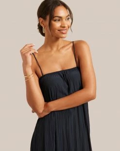 Hua Jia Vacation Solange Crinkled Maxi Dress