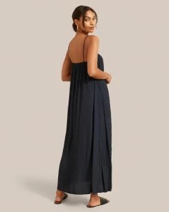 Hua Jia Vacation Solange Crinkled Maxi Dress