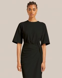 Hua Shang Group (H.K.) Ltd Clothing Tove T-Shirt Wrap Maxi Dress