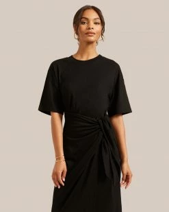 Hua Shang Group (H.K.) Ltd Clothing Tove T-Shirt Wrap Maxi Dress