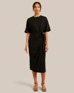 Hua Shang Group (H.K.) Ltd Clothing Tove T-Shirt Wrap Maxi Dress