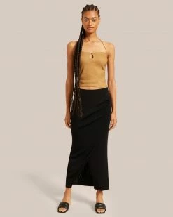 Hua Jia Yessy Linen Halter-Neck Top Vacation