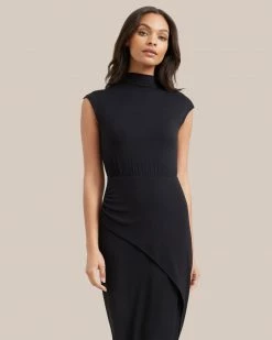 No Less Than Yimei Side Slit Midi Dress