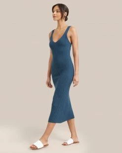 Hwa Fong Company Clothing Yuna V-Neck Ribbed Dress